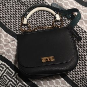 Love & lore hunter handle cross body bag purse